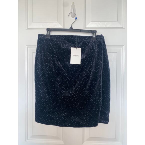 THEORY PLEAT WRAP SKIRT  Black w/ White Dot Velvet  NWT $355 Size 8 - Picture 1 of 5